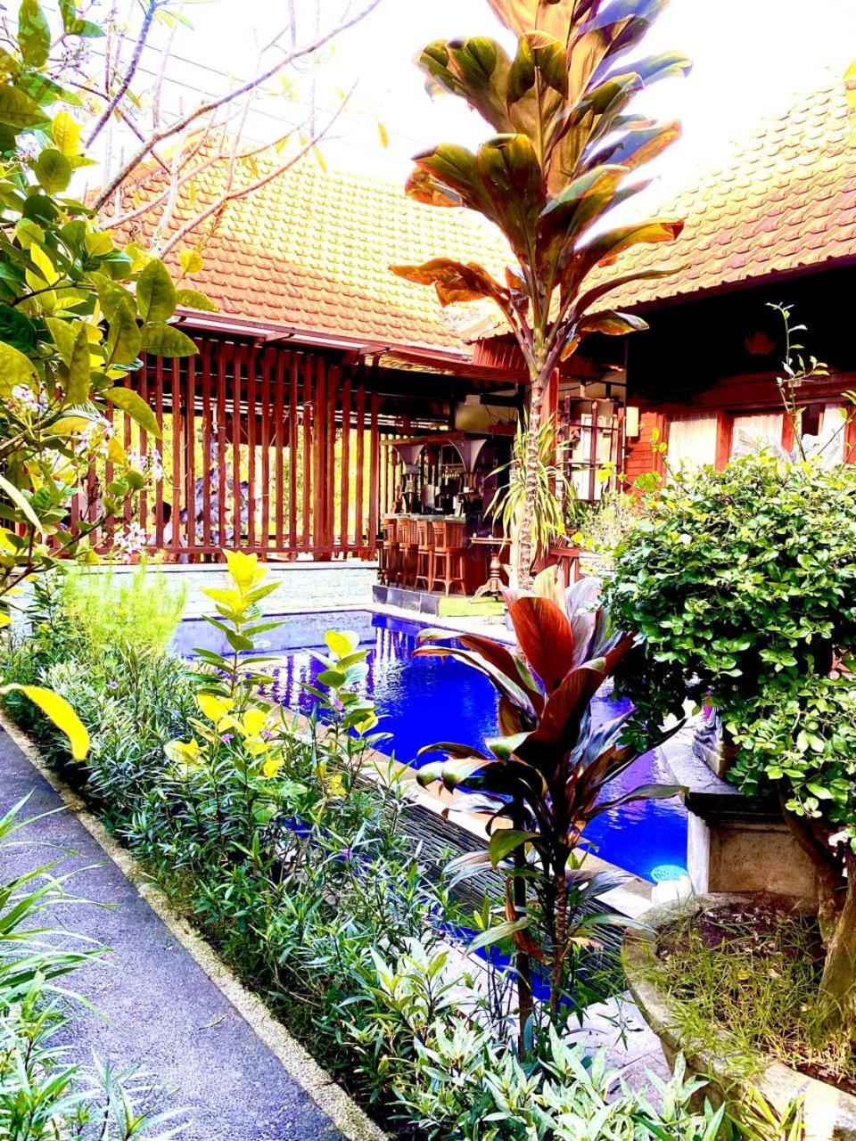 Wait Garden Cottage Toyapakeh Luaran gambar